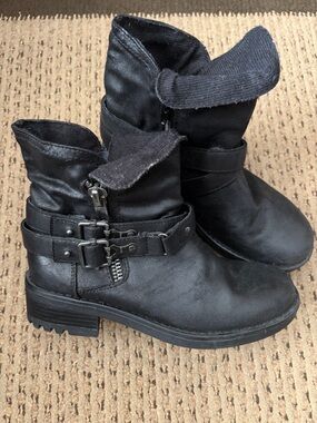 Carlos Santana Black Women’s Buckle Combat Ankle Boots